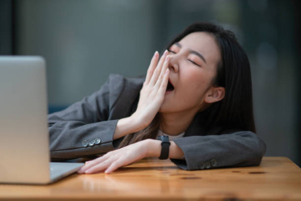 醫生點名4個養大癌細胞壞習慣！香港打工仔中晒3個／附5大易生癌體質自測