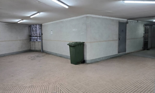 從照片可見，樓層電梯大堂及走廊空間寬敞。（截圖：Facebook@公屋討論區）