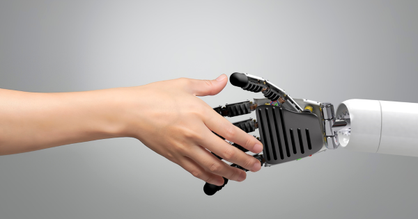 AI搶飯碗！重點大學破天荒狠劈16大熱門學系 攝影/翻譯/設計全軍覆沒