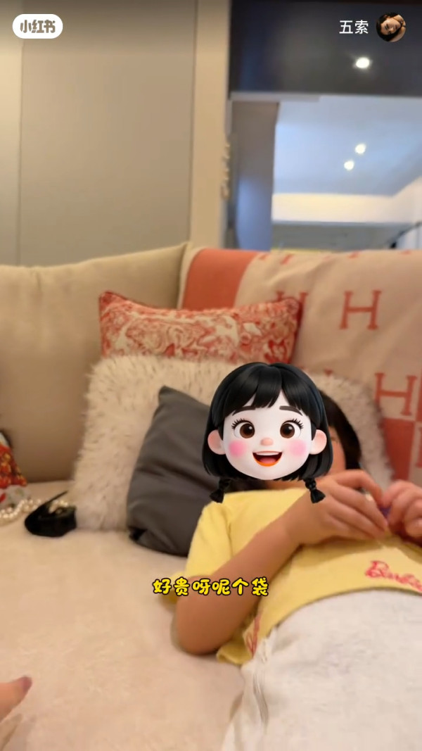 五索送5歲囡囡CHANEL手袋竟被嫌棄？拒收名牌小廢包惹熱議︰妹妹好貼地