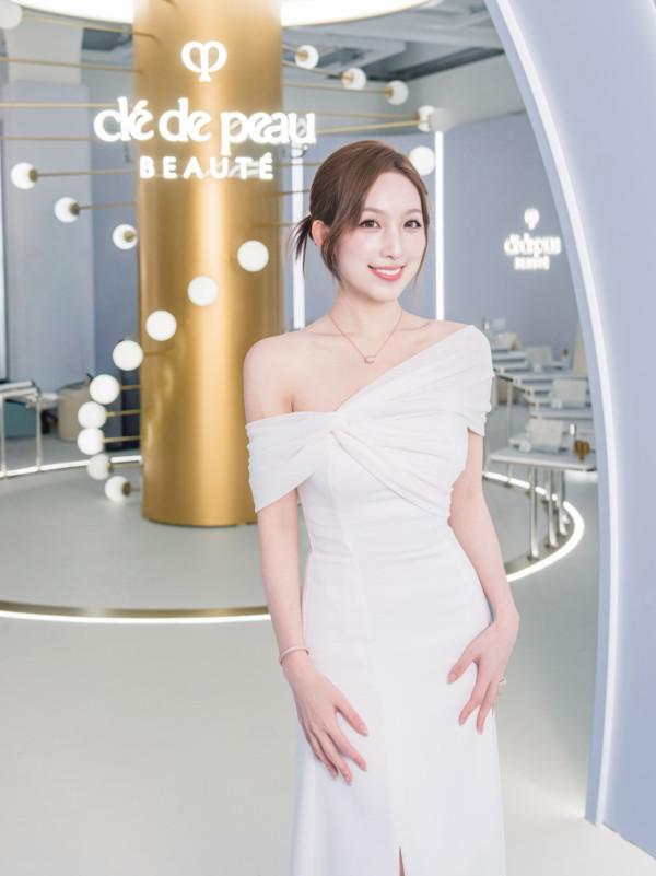 海兒魔鬼身材跳彈狂震12秒影片瘋傳！一個動作驚現噴血級震撼逾60萬網民