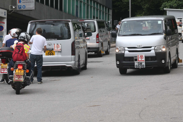 持續進修基金學車/學車攻略（圖片來源︰HKET）