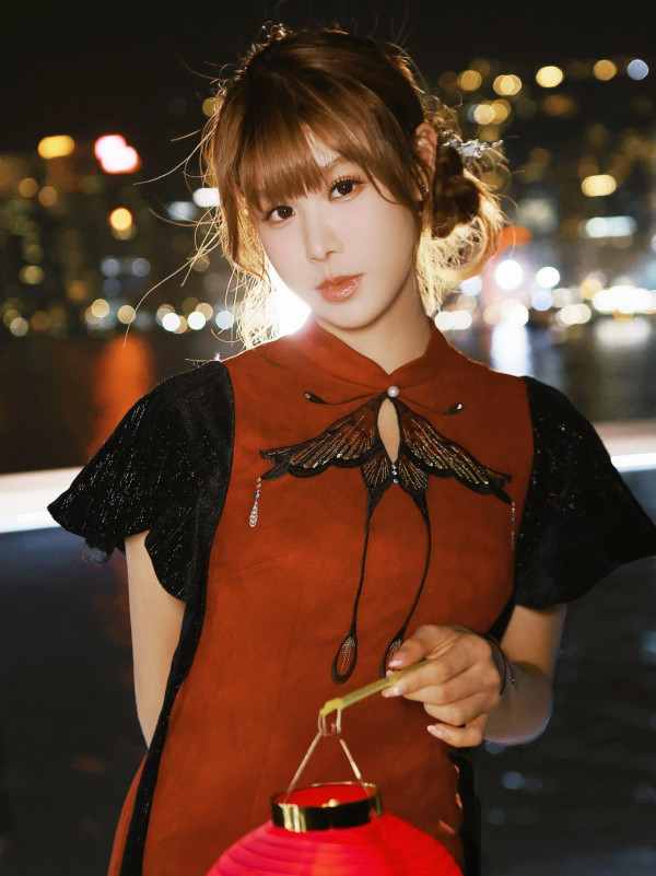 古佩玲近照再現「膠化」芭比樣五官僵硬！易容神技全TVB只有一個對手