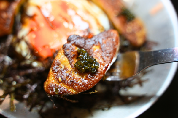 外國爆紅「魚子醬麥樂雞」登陸香港！全新魚子醬Bar $299歎12年魚子醬及vodka/魚子醬&黑松露Cocktail /雙重黑松露Gelato