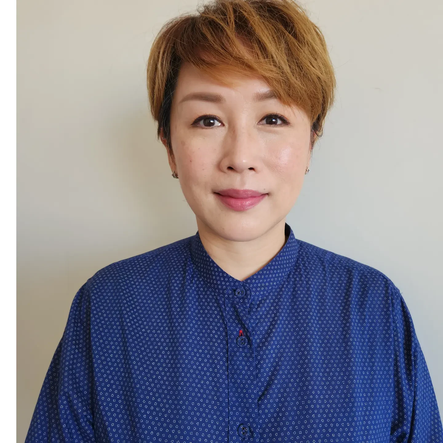 前TVB御用配角息影20年高調宣佈復出 三孩之母驚喜現身:搵啲細藝做吓