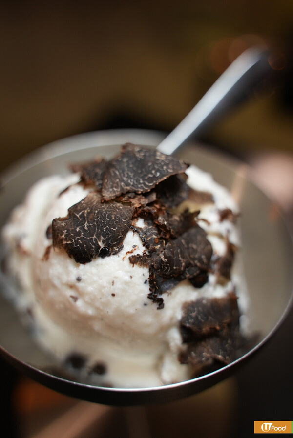 外國爆紅「魚子醬麥樂雞」登陸香港！全新魚子醬Bar $299歎12年魚子醬及vodka/魚子醬&黑松露Cocktail /雙重黑松露Gelato