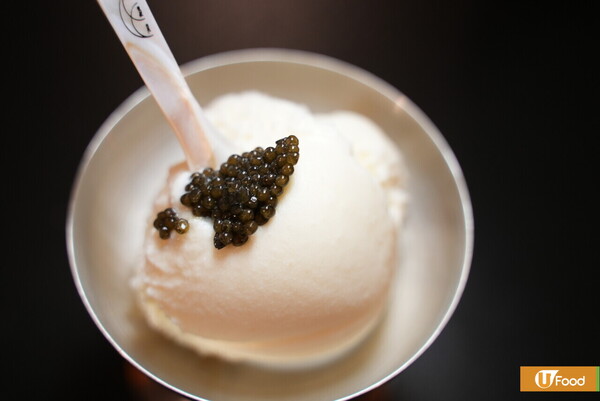 外國爆紅「魚子醬麥樂雞」登陸香港！全新魚子醬Bar $299歎12年魚子醬及vodka/魚子醬&黑松露Cocktail /雙重黑松露Gelato