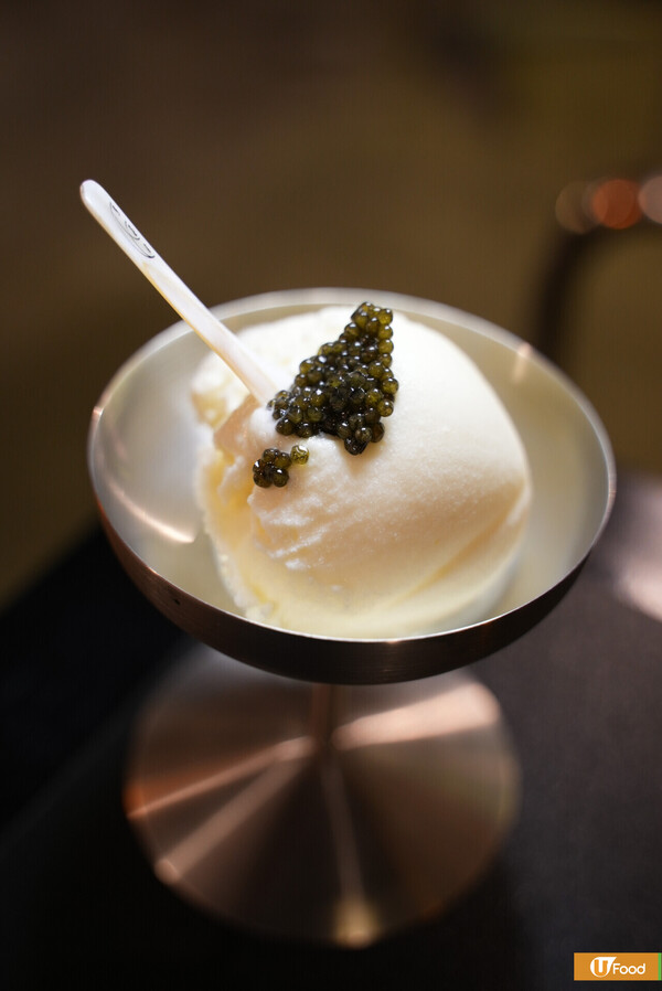 外國爆紅「魚子醬麥樂雞」登陸香港！全新魚子醬Bar $299歎12年魚子醬及vodka/魚子醬&黑松露Cocktail /雙重黑松露Gelato