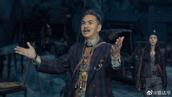 「御用大奸角」離巢15年罕有回港近況曝光！戾氣全無反差極大︰真人好善良