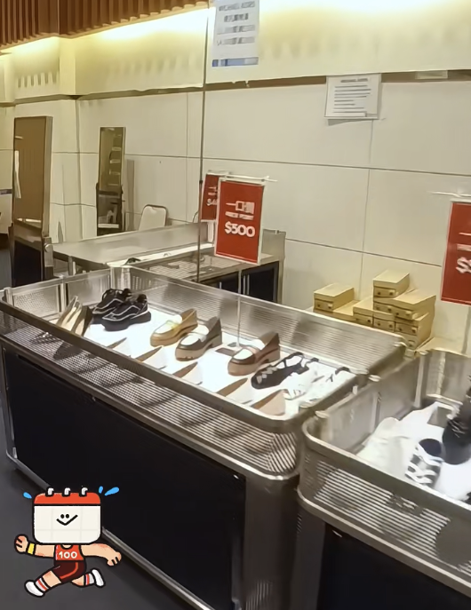 MICHAEL KORS限時開倉低至2折！銅鑼灣限定優惠！$500起買手袋/銀包/卡套/女裝