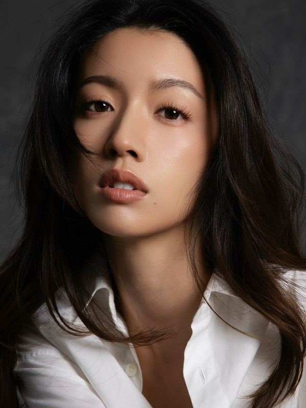 蔡思貝正式宣佈離巢TVB結束13年賓主關係 撰長文點名多謝三個人：告別溫室