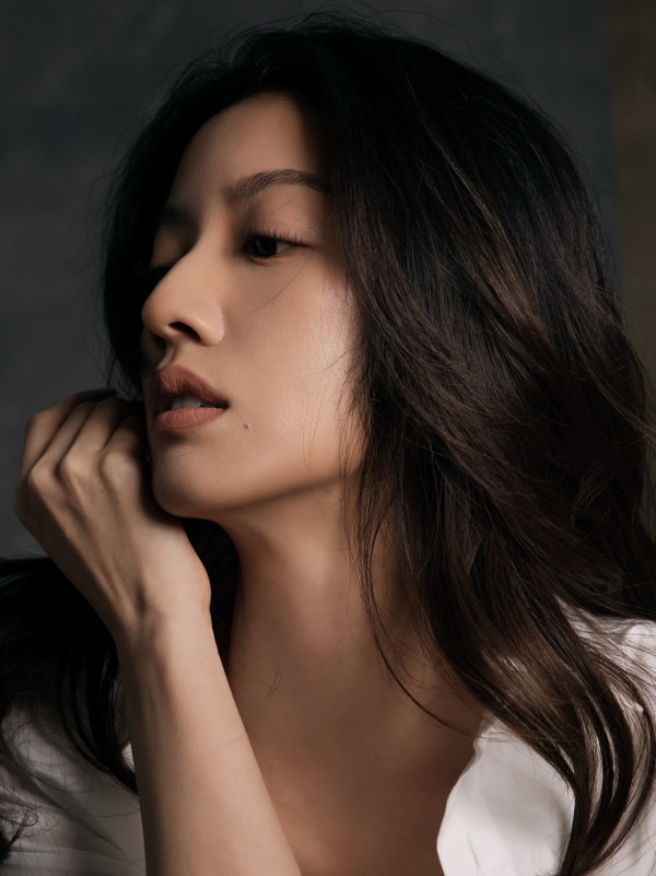 蔡思貝正式宣佈離巢TVB結束13年賓主關係 撰長文點名多謝三個人：告別溫室