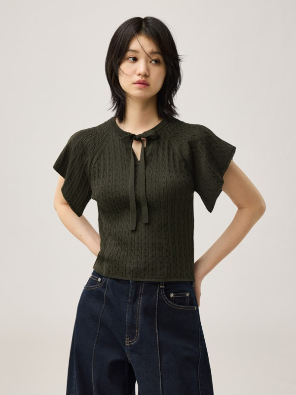 Cable Knitted Ribbon Pullover/S by rokh HK$199 / Balloon Pants by rokh HK$249