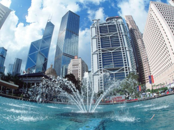 港人嚴選「最正返工地區」！1區擊敗中環封世一 網民點名地獄區：搬去即辭職