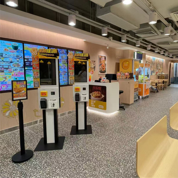 大家樂優惠｜雲吞雞鍋二人餐狂劈人均$49.5！霸氣送蜜汁叉燒＋自選小菜／指定優惠時段 (教1招升級原條蒸魚)