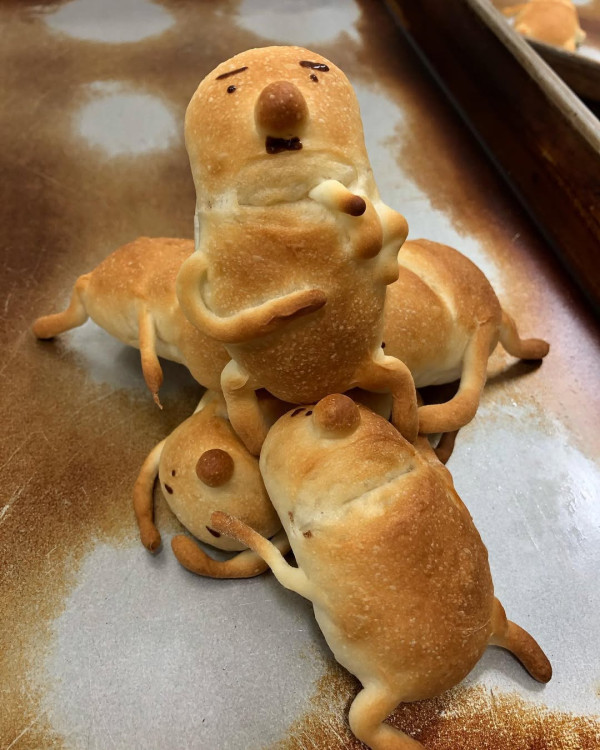 博多最萌伴手禮!櫛田神社散策必訪麵包店Pettan 仁和加面具明太子麵包開門1小時即完售