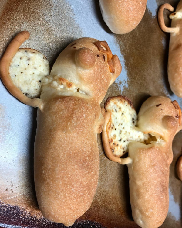 博多最萌伴手禮!櫛田神社散策必訪麵包店Pettan 仁和加面具明太子麵包開門1小時即完售