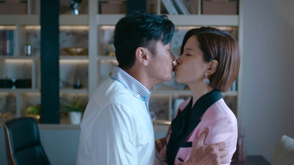 臥底嬌娃｜馬貫東驚爆是李海銅秘密男友！一句「單眼皮個樣好變態」公審羅毓儀