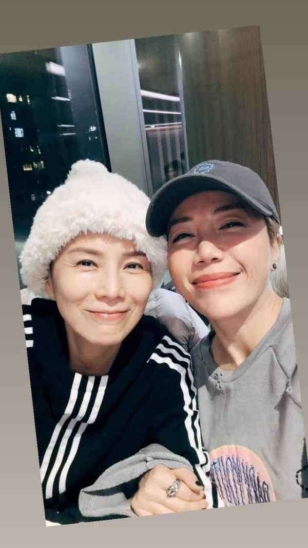 51歲吳文忻末期乳癌擴散上腦崩潰痛哭 北上深圳化療嘆剩四分一命