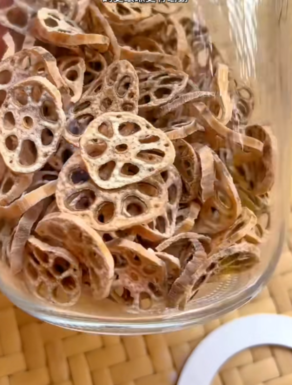 照片來源：小紅書@白里个白