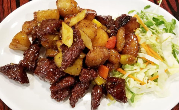 牛池灣村重建｜67年新龍城茶樓宣布下月結業退場 鐵皮寮屋茶居將重建成房協屋邨