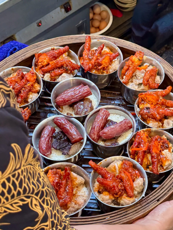 牛池灣村重建｜67年新龍城茶樓宣布下月結業退場 鐵皮寮屋茶居將重建成房協屋邨