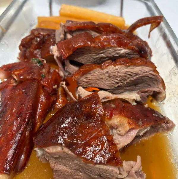 連鎖酒樓突發$1燒味優惠！狂劈$1歎燒鵝＋乳豬＋文昌雞／即睇指定優惠時段 (全港9間分店)