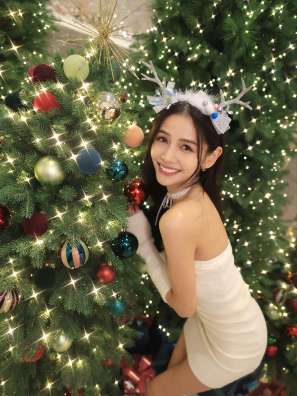 TVB上位小花街頭啜爆親熱斷正！男友猛料背景曝光！IG洩蜜原來有煙幕