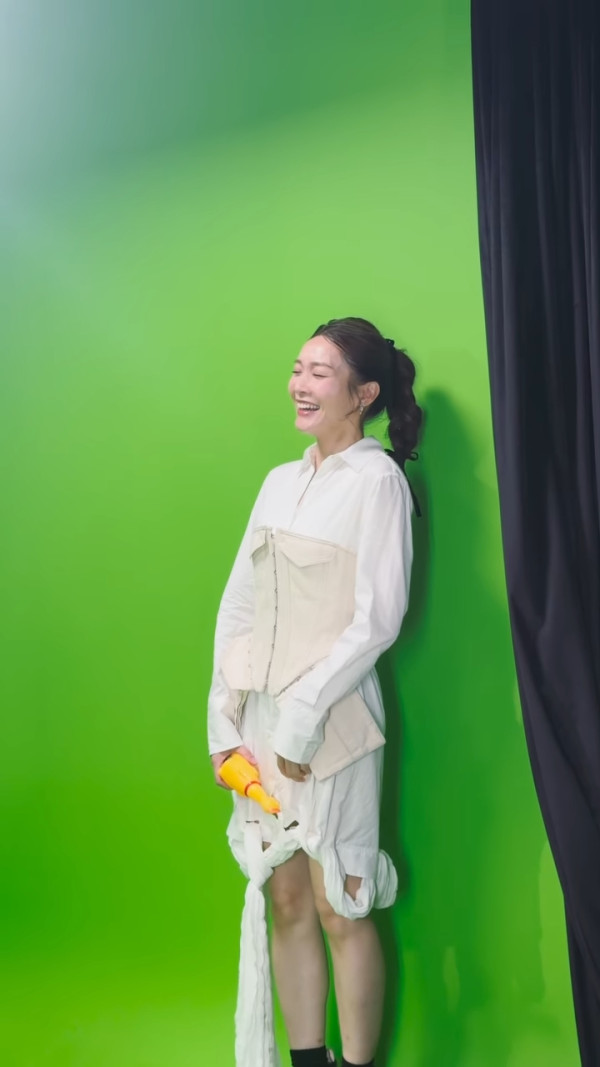 李佳芯晒素顏真面目連毛孔都見到！零濾鏡真實膚況震驚網民：無人完美