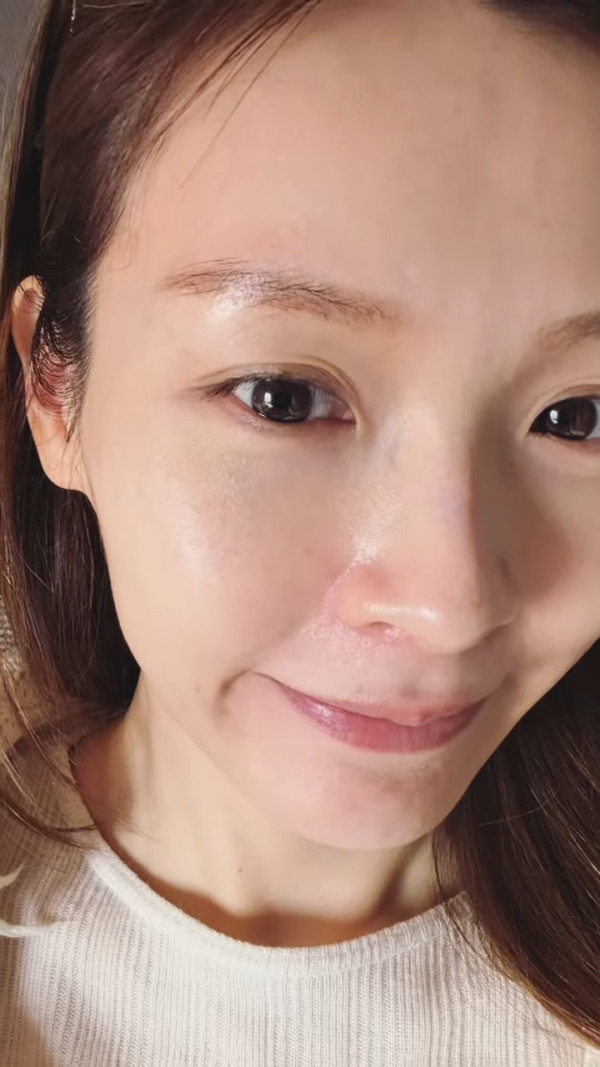李佳芯晒素顏真面目連毛孔都見到！零濾鏡真實膚況震驚網民：無人完美