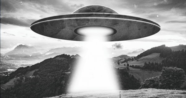 為何人類一直找不到外星人？美國權威揭1殘酷真相：他們可能有「打電話」來