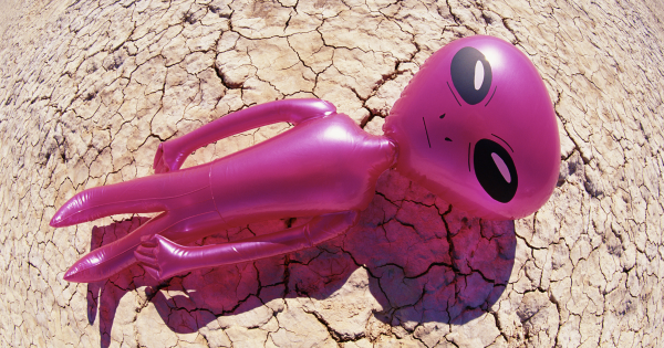 為何人類一直找不到外星人？美國權威揭1殘酷真相：他們可能有「打電話」來