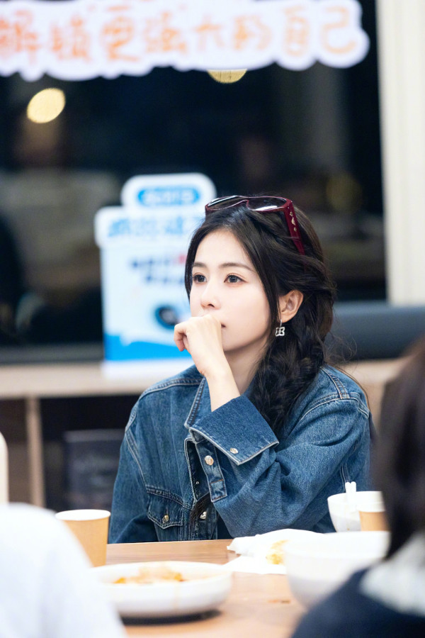 陸劇女神白鹿自爆罹患長期病痛感絕望  曾因不明怪病暴瘦惹擔憂