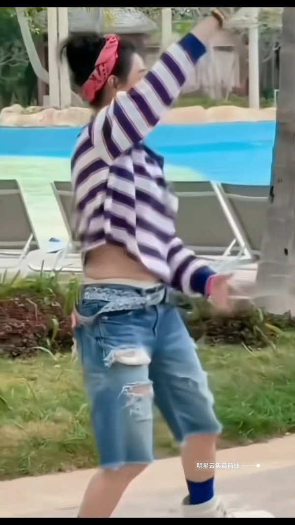 張栢芝被野生捕獲揭最真實身形 45歲生三胎後驚見鬆弛肉：不忍直視！