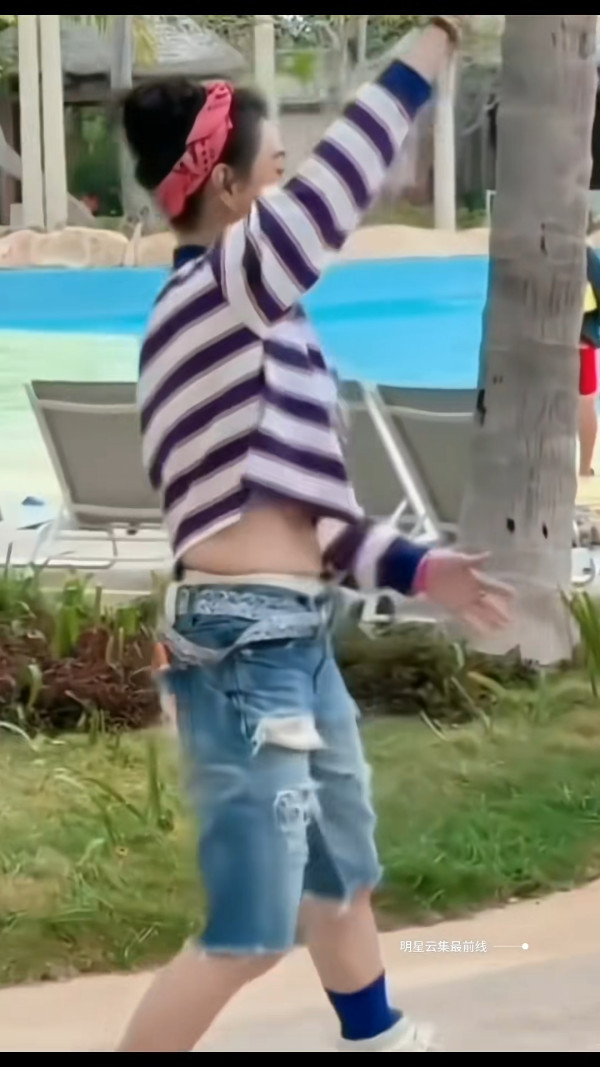 張栢芝被野生捕獲揭最真實身形 45歲生三胎後驚見鬆弛肉：不忍直視！