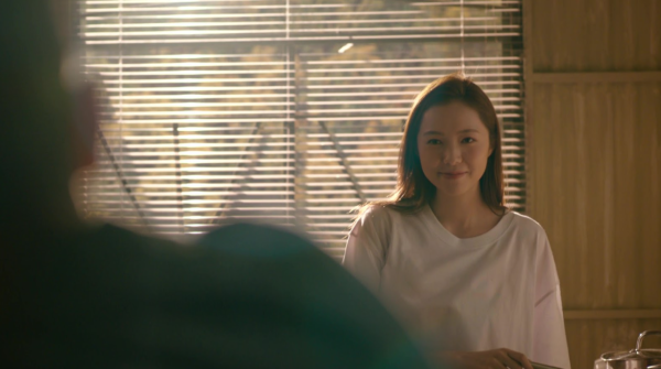 臥底嬌娃｜李海銅IG身份背景大起底！被封「藝訓班班花」曾係ViuTV女團？