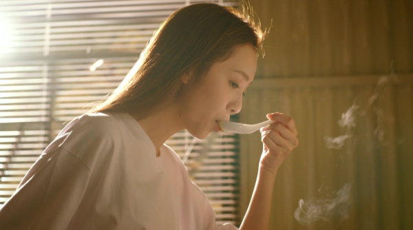 臥底嬌娃｜李海銅IG身份背景大起底！被封「藝訓班班花」曾係ViuTV女團？