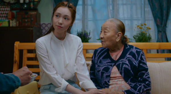 臥底嬌娃｜李海銅IG身份背景大起底！被封「藝訓班班花」曾係ViuTV女團？