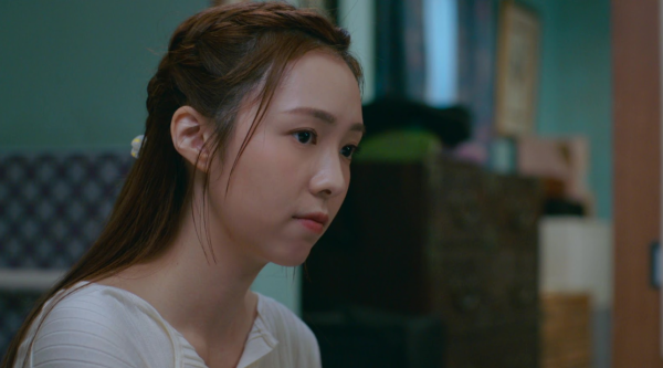 臥底嬌娃｜李海銅IG身份背景大起底！被封「藝訓班班花」曾係ViuTV女團？