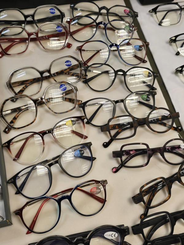 海港城名牌開倉低至1折！男女裝/休閒鞋/單肩袋/眼鏡$120起 SUNCOO／Marc Jacobs／Her own words