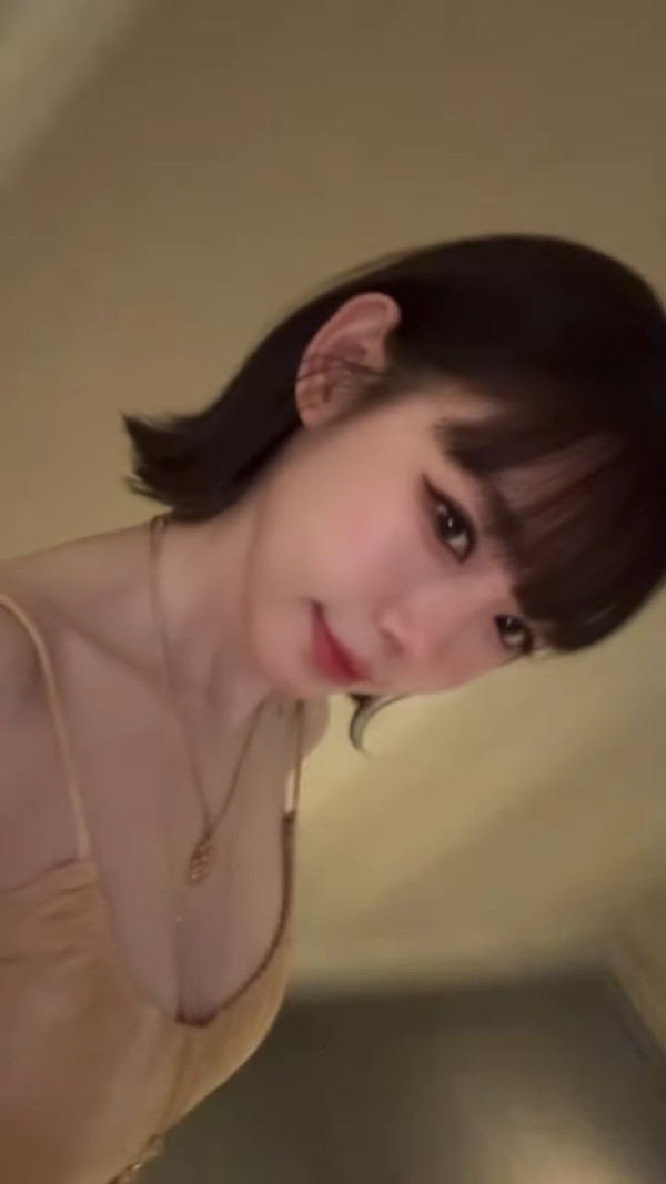 林明禎近鏡大解放34E白滑雙峰！私密自拍曝性感內衣晒導彈胸逼到爆