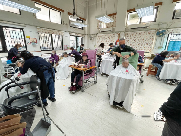 老人家難落街剪髮？全港5大免費上門義剪：專人$0上屋企/包剪灰甲