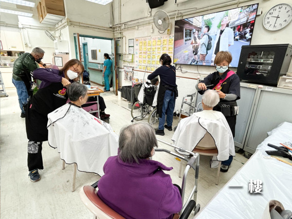 老人家難落街剪髮？全港5大免費上門義剪：專人$0上屋企/包剪灰甲