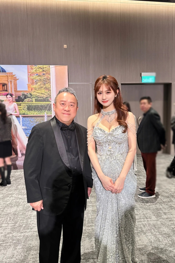 TVB小生宣佈分手後極速爆新戀情！密會性感靚女斷正！大方曝5字回應關係