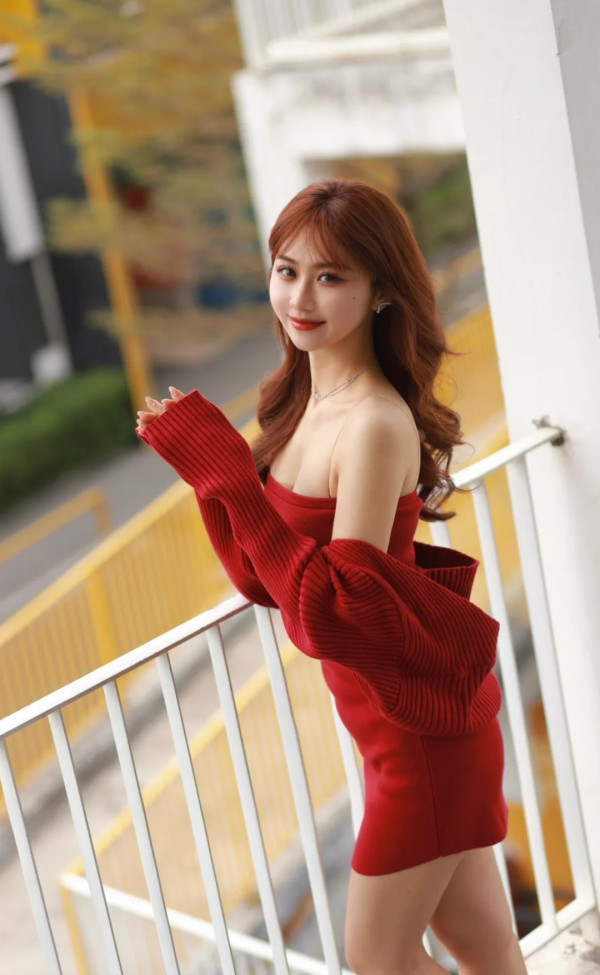 TVB小生宣佈分手後極速爆新戀情！密會性感靚女斷正！大方曝5字回應關係