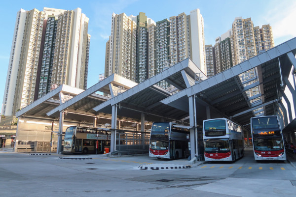 住天水圍好崩潰？網民力數「4大死穴」搭車最慘 老街坊反擊：住30年非常之好