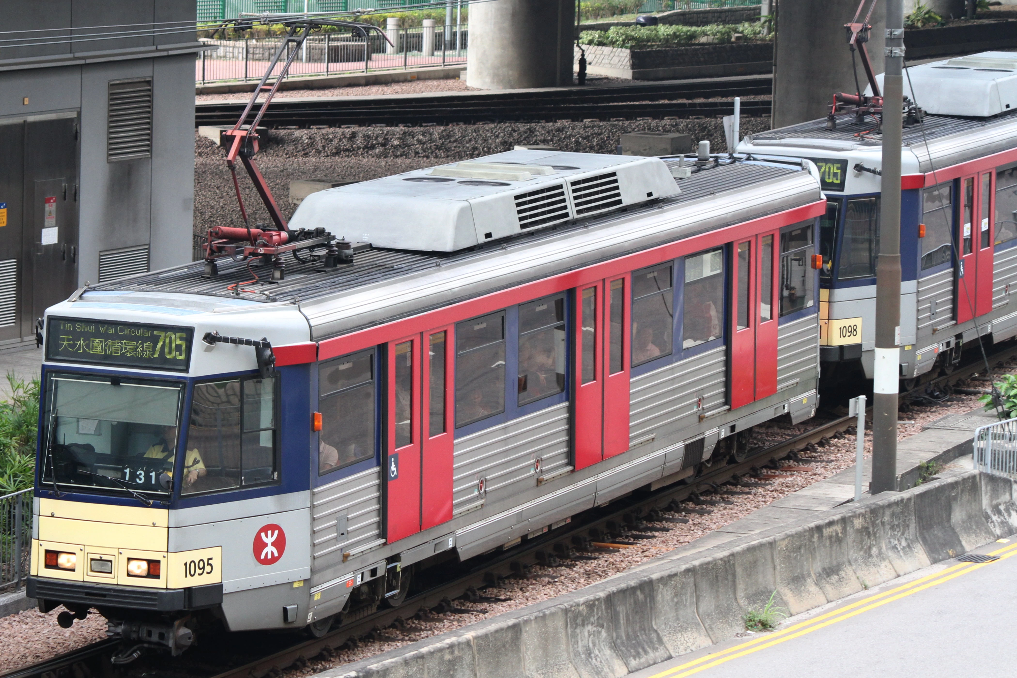 住天水圍好崩潰？網民力數「4大死穴」搭車最慘 老街坊反擊：住30年非常之好