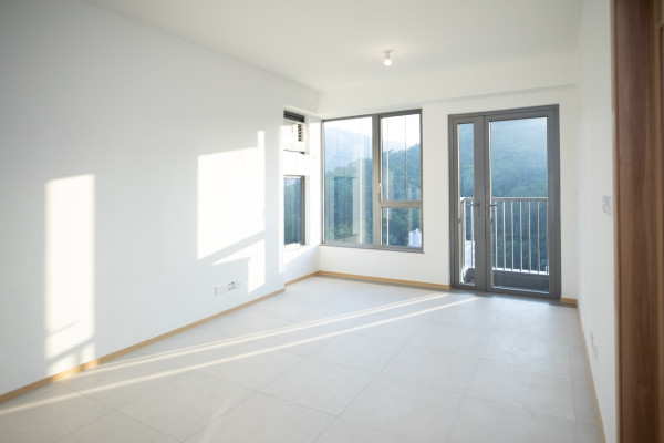 免審查入住「豪宅級」新邨！全港首個安置屋邨落成 送冷氣爐具+AI機械人