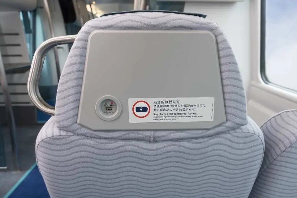 機場快綫來回車票買一送一！機場往返九龍／青衣 每程$22.75起！八達通vs智能車票車費大比拼