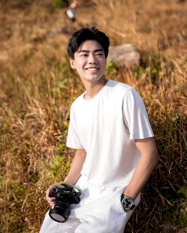 27歲TVB男藝人無預警宣佈離巢 曾被鄭丹瑞封「劉青雲」：咁就八年！